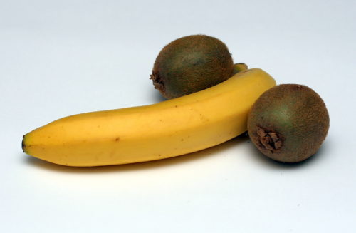 Банан и киви